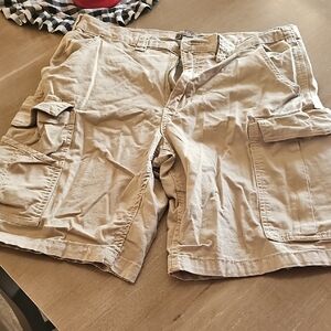 Classic Tan Cargo Shorts for Men